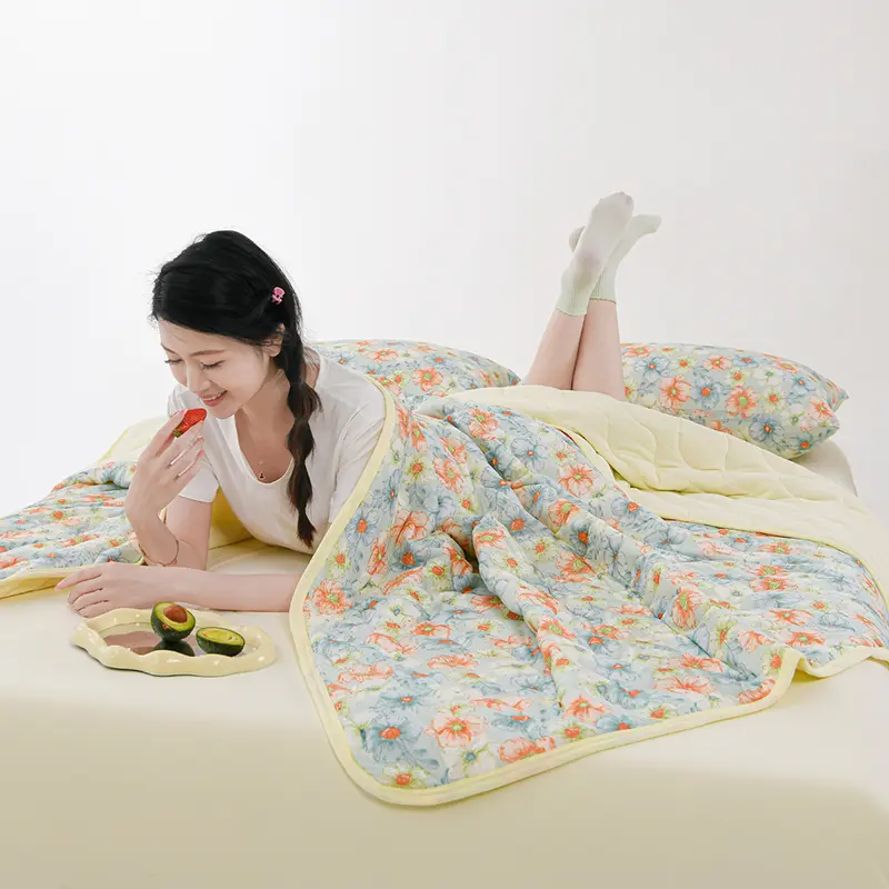 New Printed Cool Feeling Spring Summer Quilt Soft Comfortable Quilted Quilts Single Double Blanket for Bed Comforter Thin Duvet