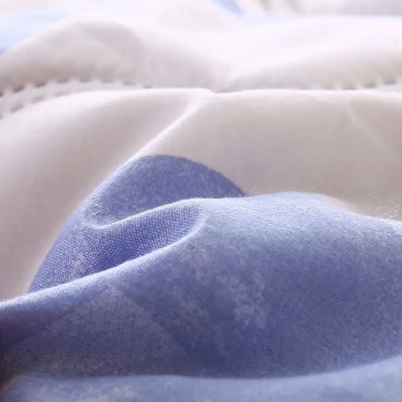 New Skin Friendly Quilted Summer Quilt and Pillowcase or Single Quilts Soft Breathable Washable Thin Comforter Double Blanket