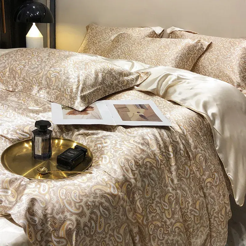 High-end Natural Mulberry Silky Blending Duvet Cover Set with Sheets Satin Blending Silky Bedding Set Luxury Queen Bedding Sets