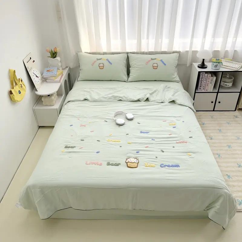 New Cartoon Embroidered Spring Summer Duvet 4/3/1 Set Washed Breathable Thin Blanket Summer Skin Friendly Air Conditioner Quilt