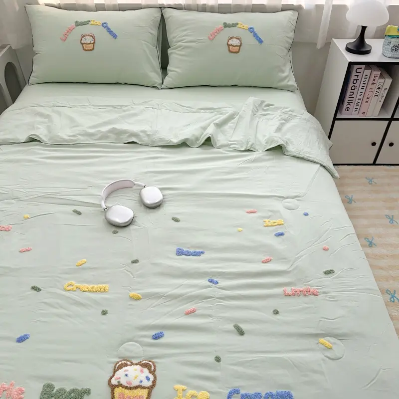 New Cartoon Embroidered Spring Summer Duvet 4/3/1 Set Washed Breathable Thin Blanket Summer Skin Friendly Air Conditioner Quilt