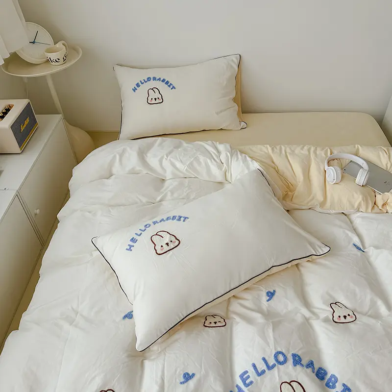 Cute Bread Rabbit Embroidery Bedding Set Lovely Cartoon Single Double Duvet Cover Set Soft Skin-friendly Quilt Cover Pillowcases