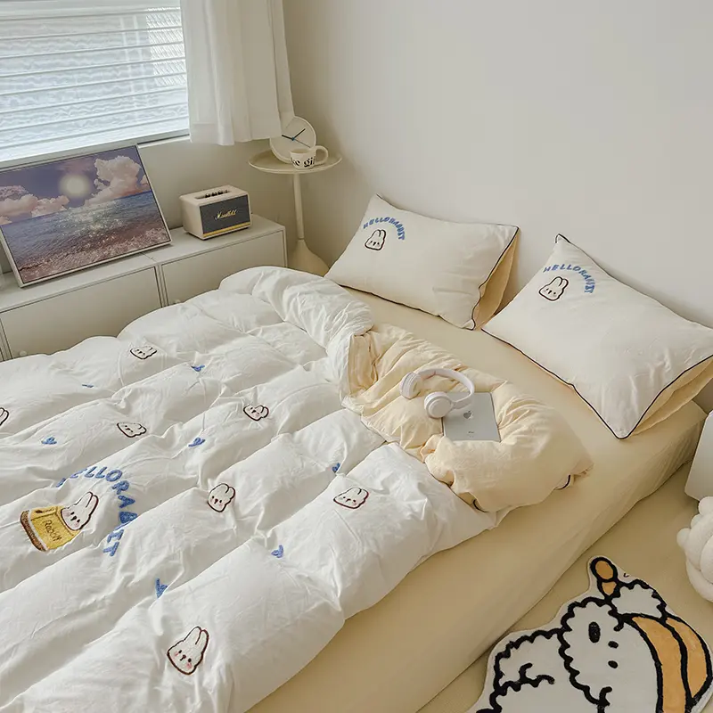 Cute Bread Rabbit Embroidery Bedding Set Lovely Cartoon Single Double Duvet Cover Set Soft Skin-friendly Quilt Cover Pillowcases