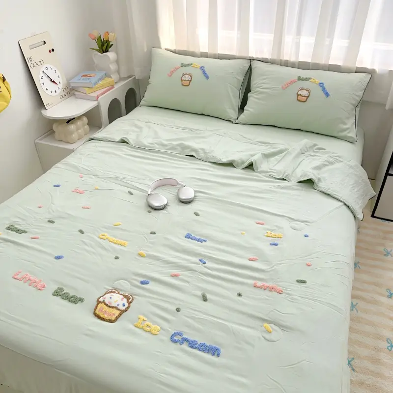 New Cartoon Embroidered Spring Summer Duvet 4/3/1 Set Washed Breathable Thin Blanket Summer Skin Friendly Air Conditioner Quilt