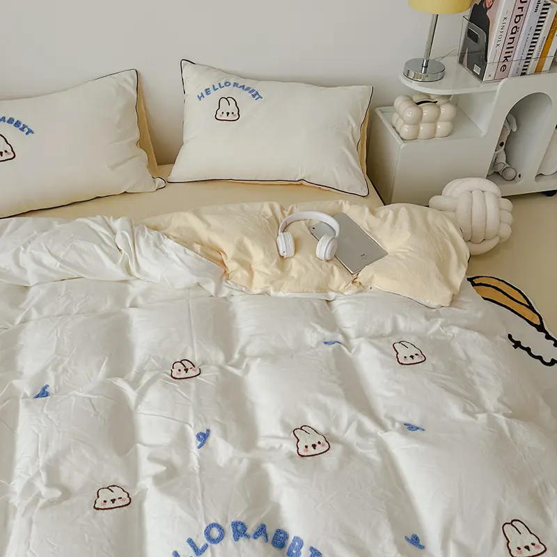Cute Bread Rabbit Embroidery Bedding Set Lovely Cartoon Single Double Duvet Cover Set Soft Skin-friendly Quilt Cover Pillowcases