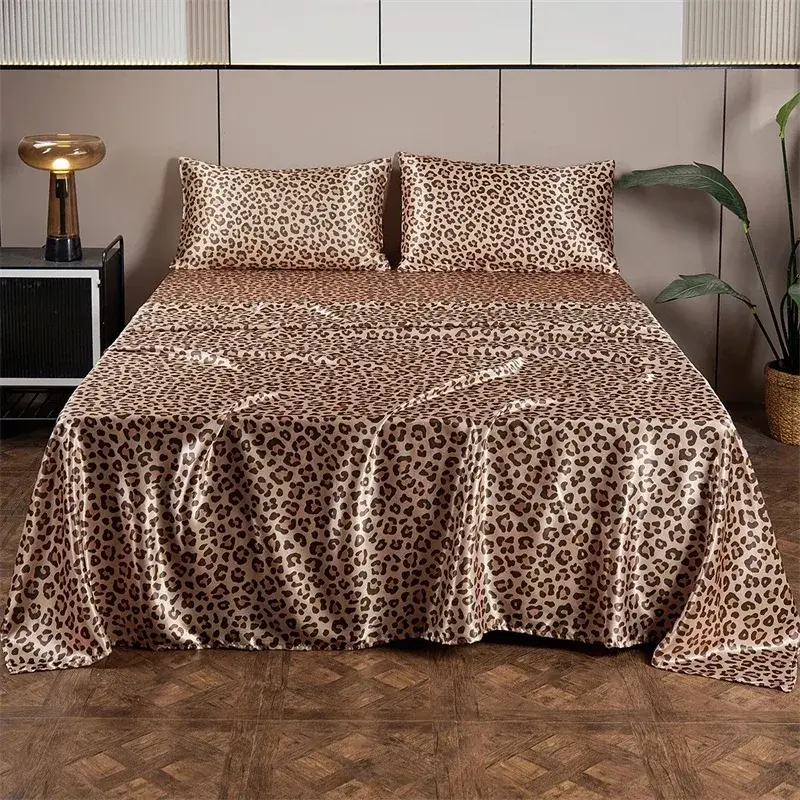 New Satin Fabric Leopard Print Bed Sheet Set Queen High-end Fitted Sheet Flat Sheet Pillowcase Bed Set King Size Bedsheet Sets