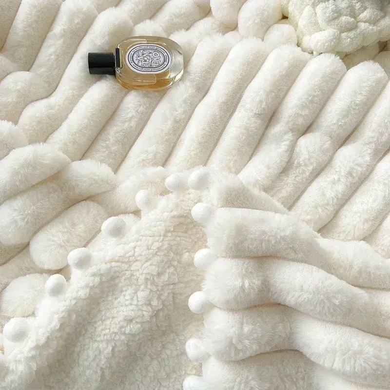 Tuscan Faux Rabbit Fur Autumn Winter Warm Blanket Luxury B Side Faux Lamb's Wool Weighted Blanket Soft Cozy Warmth Sofa Blankets