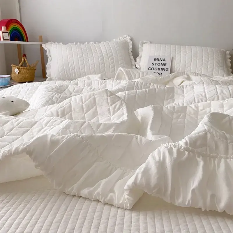 Korean Ruffles Quilted Summer Comforter Set or Single Quilt High Quality Princess Pleated Quilts Soft Skin-friendly Thin Blanket