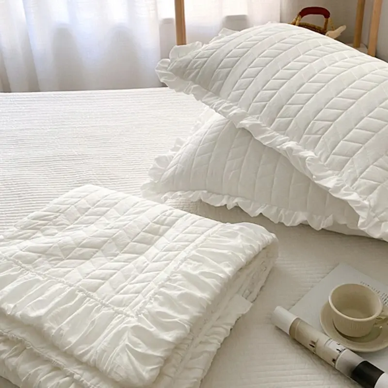 Korean Ruffles Quilted Summer Comforter Set or Single Quilt High Quality Princess Pleated Quilts Soft Skin-friendly Thin Blanket