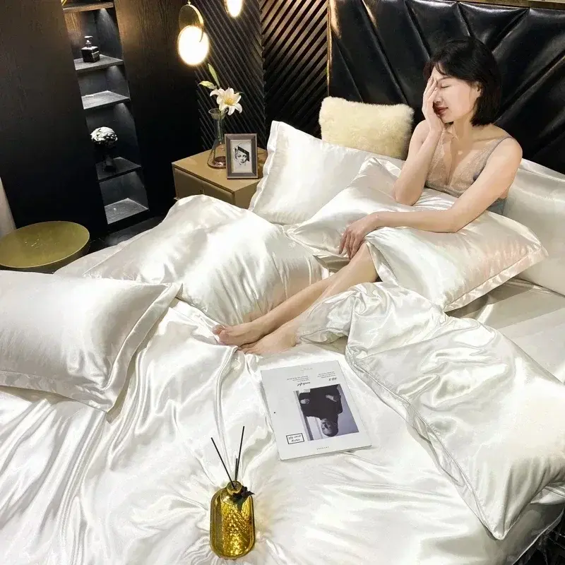 High-end Blending Natural Mulberry Silk Bedding Set Luxury Silky Queen Duvet Cover Set with Flat Sheet Quilt Cover Pillowcases