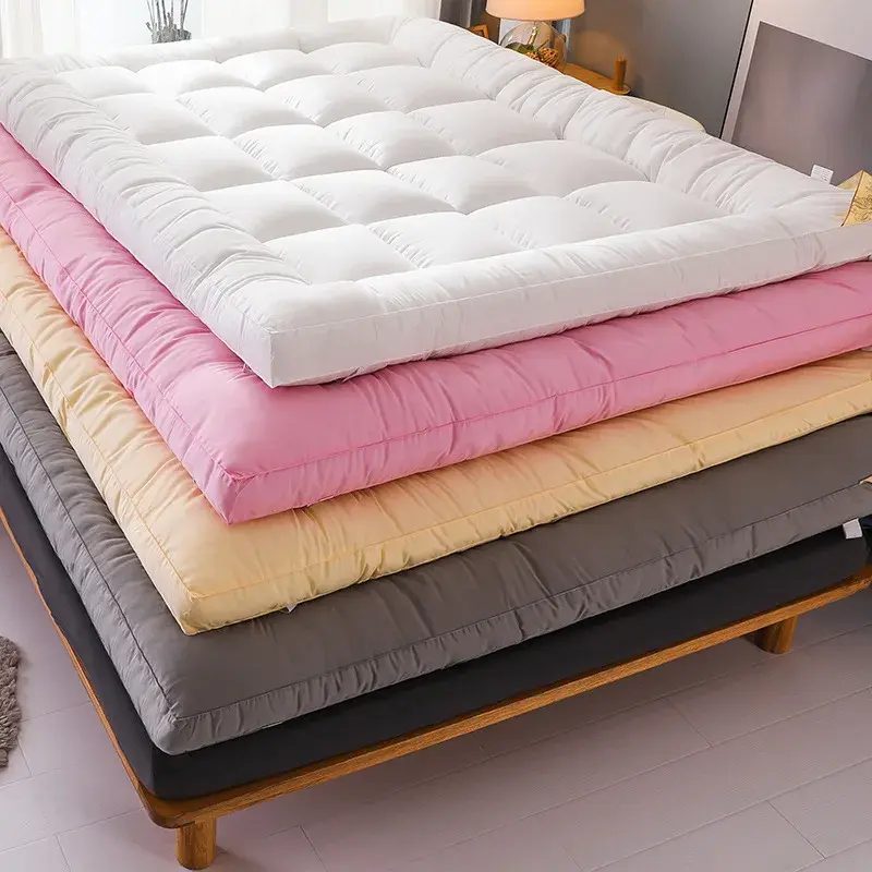 Thicken Fluffy Mattress Toppers Queen Four Seasons Soft Mattress Pad King Size Living Room Mat Car Sleeping Mats Field Camp Mat