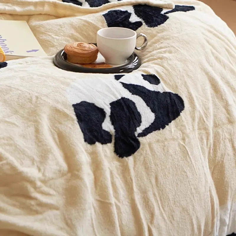 Panda Two-in-one Throw Pillow Blanket for Sofa or Bed or Car Pillows Warm Flannel Blankets Mitation Lambswool Throw Pillowcace