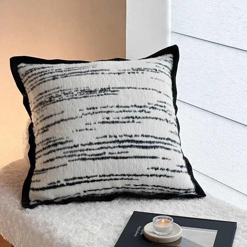 New High-end Imitation Mink Fur Throw Pillow for Bed Luxury Leopard Print Jacquard Throw Pillow for Sofa Cushion Soft Fluffy