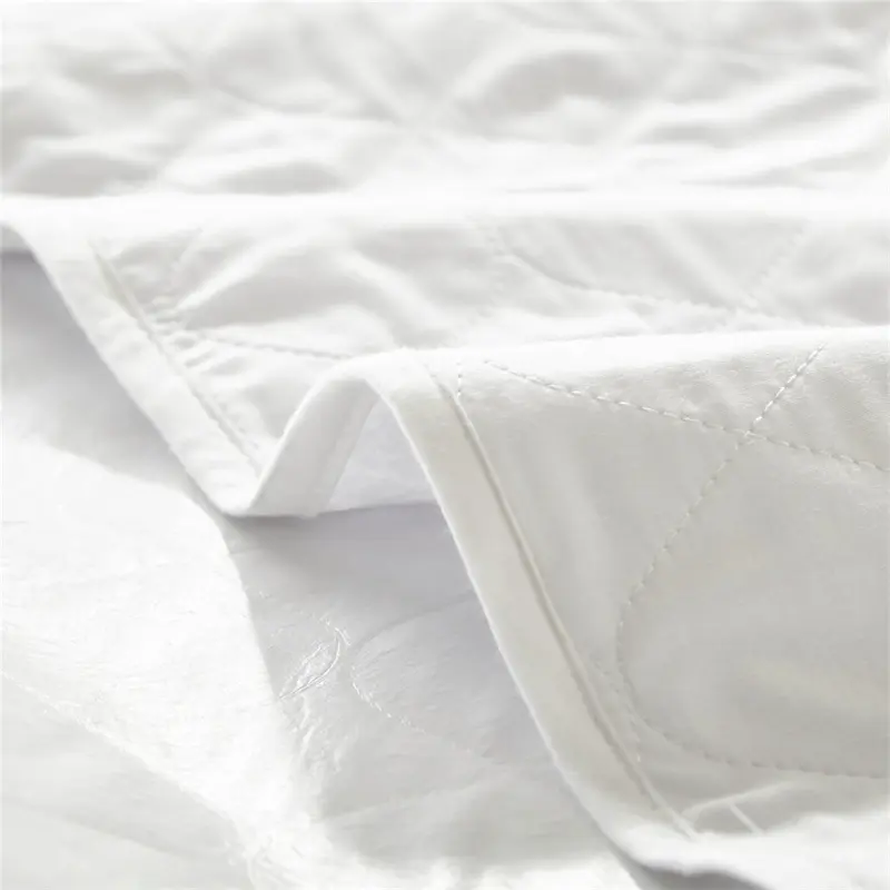 Sandwich Cotton Quilted Waterproof Bed Pads Elderly and Children Bed Protectors Pad Non-slip Anti Dust Skin-friendly Bed Cover