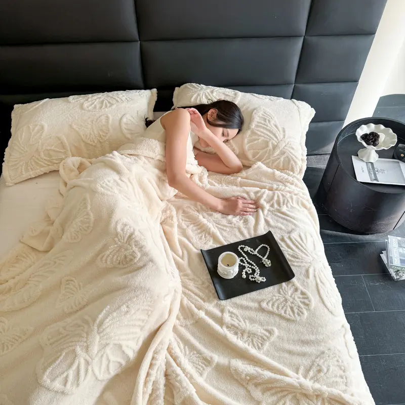 Butterfly Jacquard Tafu Plush Four Seasons Bed Blanket with Exquisite 3D Butterflys Soft Comfortable Warm Sofa Blankets for Bed