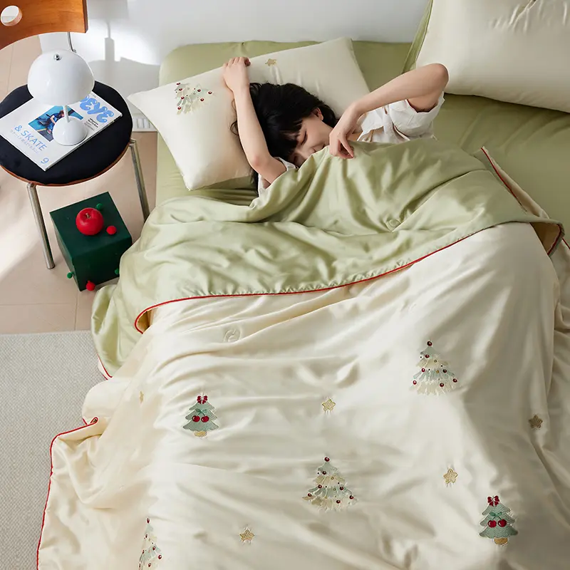 High-end Lycell Fiber Spring Summer Quilt 4/3/1 Pcs Set Embroidery Breathable Summer Blanket Skin-friendly Air Conditioner Duvet