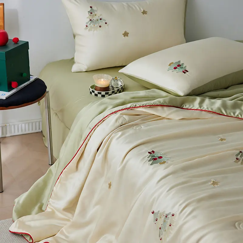 High-end Lycell Fiber Spring Summer Quilt 4/3/1 Pcs Set Embroidery Breathable Summer Blanket Skin-friendly Air Conditioner Duvet