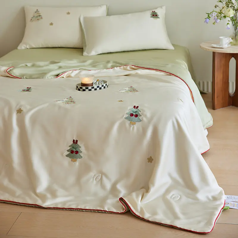 High-end Lycell Fiber Spring Summer Quilt 4/3/1 Pcs Set Embroidery Breathable Summer Blanket Skin-friendly Air Conditioner Duvet