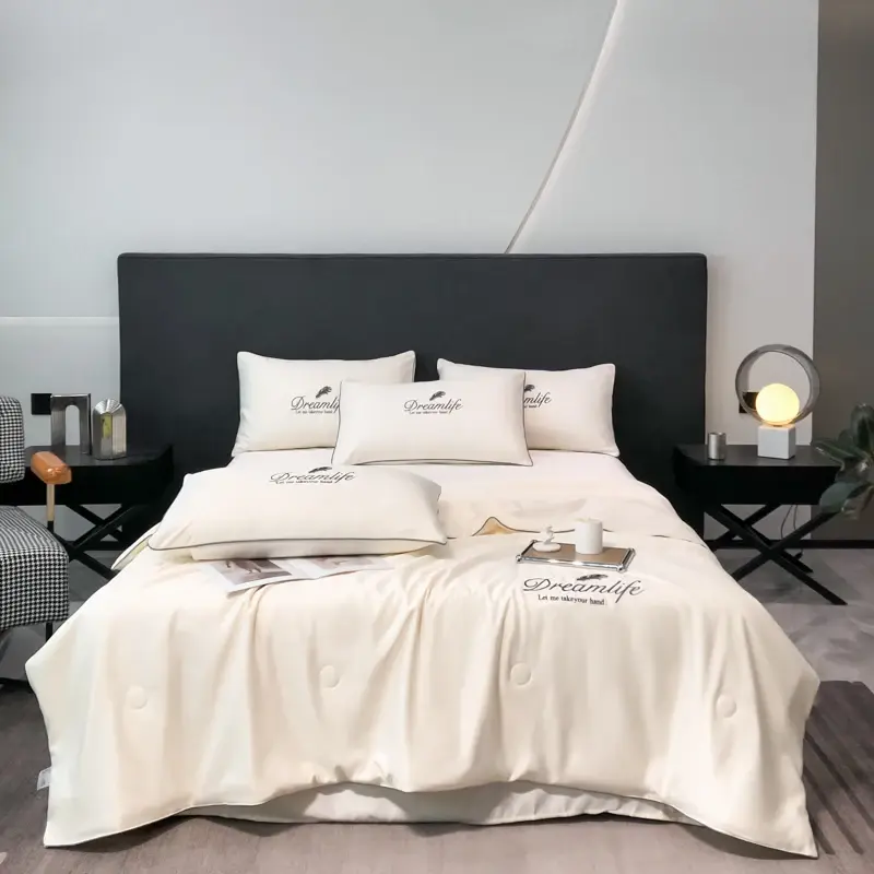 Luxury Spring Summer Comforter Set Embroidered Breathable Thin Blanket Summer Quilt Skin Friendly Air Conditioner Quilt Queen
