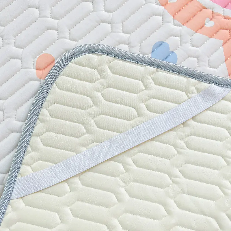 Thicken Natural Latex Cooling Mat for Bed High-quality Cool Feeling Rayon Bed Sheet Set Breathable Ice Silk Summer Mat for Bed