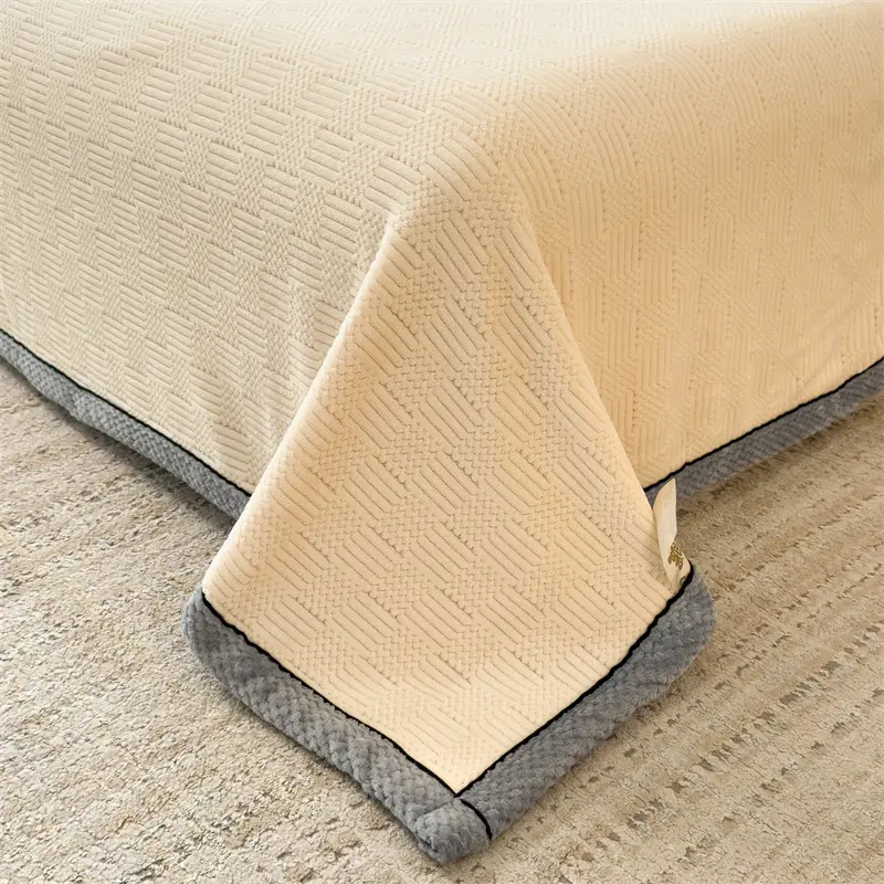 IEncrypted Carved Velvet Autumn Winter Warm Blanket for Bed Soft Warmth Sofa Blankets for Thorw Comfortable Breathable Bed Sheet