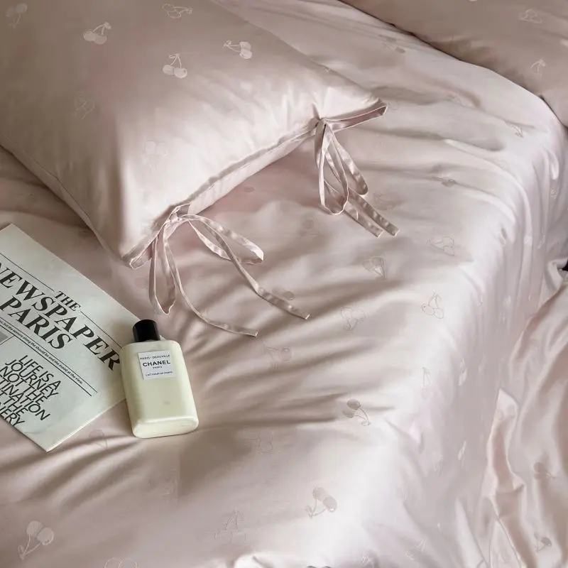 High-end Cherries Jacquard Tribute Satin Bedding Set 100% Cotton Skin-friendly Duvet Cover Set Soft Quilt Cover and Pillowcases
