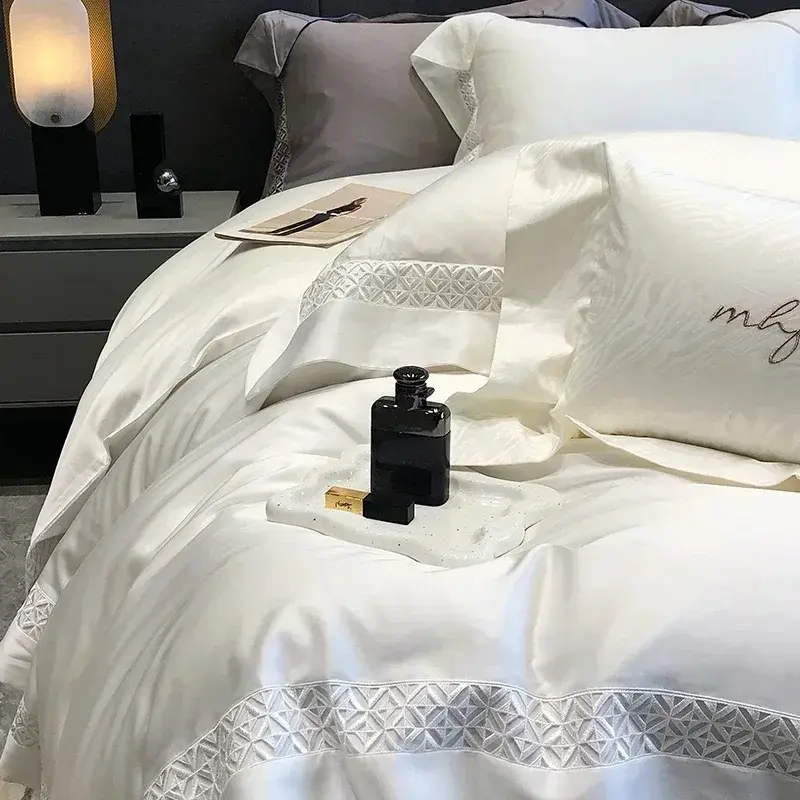 High End Hollow-carved Design Queen Bedding Set Lyocell Natural Plant Fibres Duvet Cover Set with Sheets Quilt Cover Sets Cotton