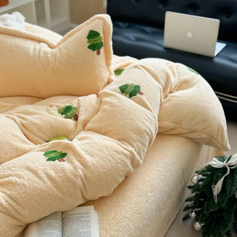 New Embroidered Teddy Velvet Bedding Set Winter Warm High-end Soft Warmth Duvet Cover Set with Sheet Quilt Cover and Pillowcases