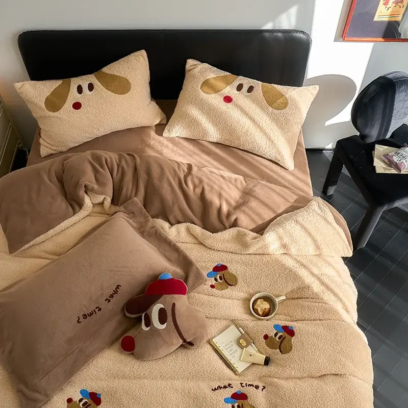 High-End Full Matte Ant Velvet Warm Winter Bedding Set Warmth Fluffy Queen Duvet Cover Set with Sheet Quilt Cover and Pillowcase