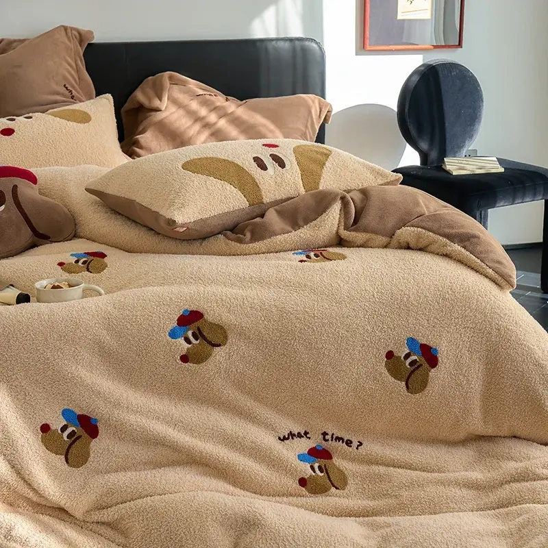 High-End Full Matte Ant Velvet Warm Winter Bedding Set Warmth Fluffy Queen Duvet Cover Set with Sheet Quilt Cover and Pillowcase