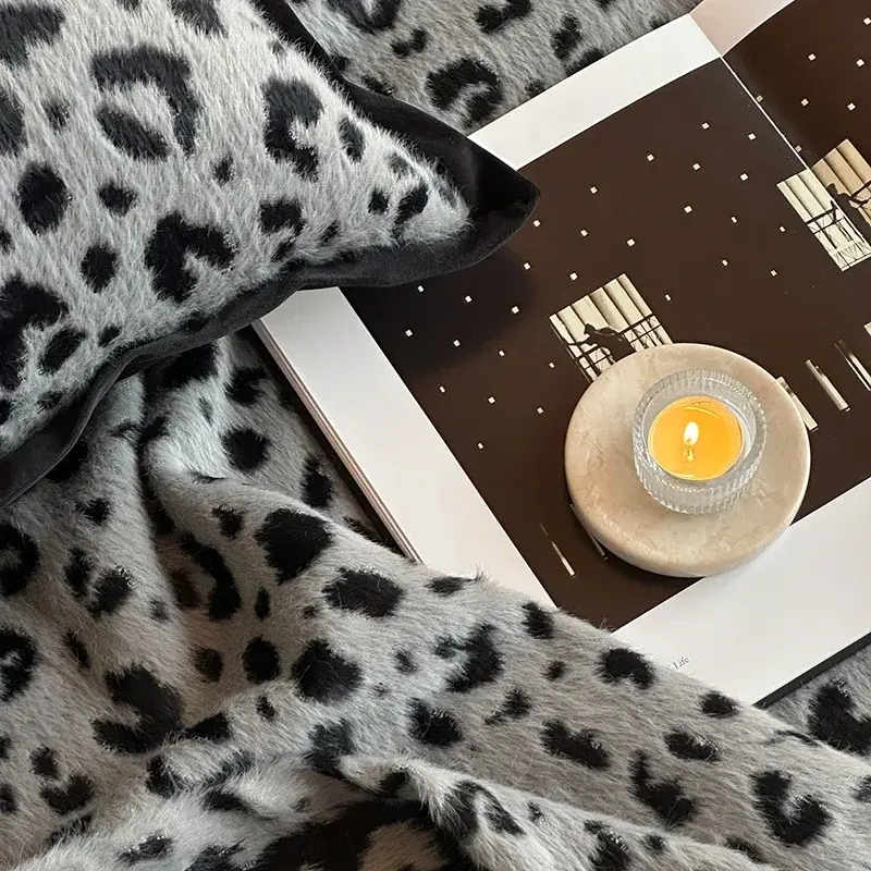 New High-end Imitation Mink Fur Autumn Winter Warm Blanket for Bed Luxury Leopard Print Jacquard Blankets for Sofa Deck Chair