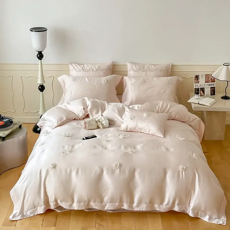 French Style Flower Embroidered 100% Lyocell Bedding Set Pink High-end Natural Plant Fibres Duvet Cover Set Coolness Quilt Cover
