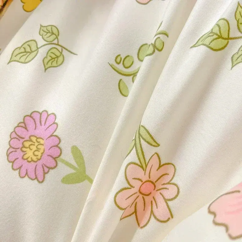 New Cartoon Foral Print Polyester Bedding Set Full Size Soft Thicken Duvet Cover Set with Flat Sheet Quilt Cover and Pillowcase