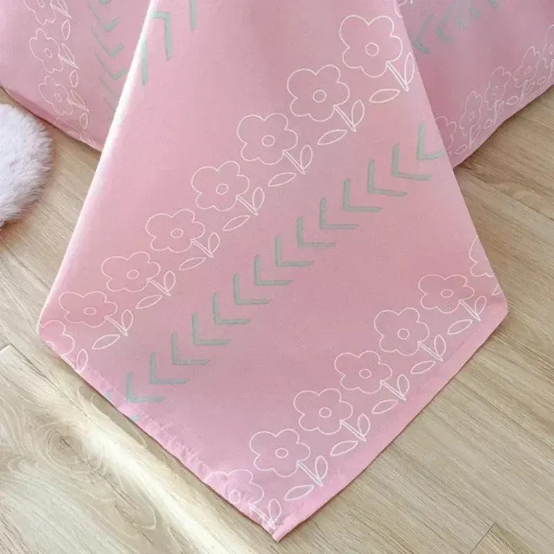 New Cartoon Foral Print Polyester Bedding Set Full Size Soft Thicken Duvet Cover Set with Flat Sheet Quilt Cover and Pillowcase