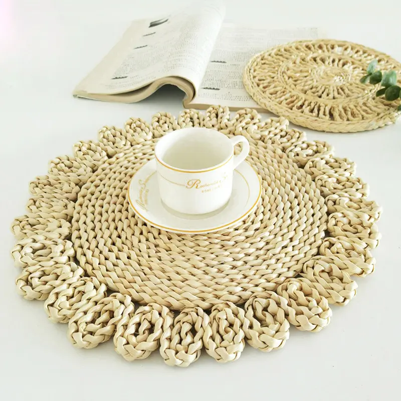 30x30cm insulate and effectively catch condensation from cold drinks Corn Fur Woven dinning mat