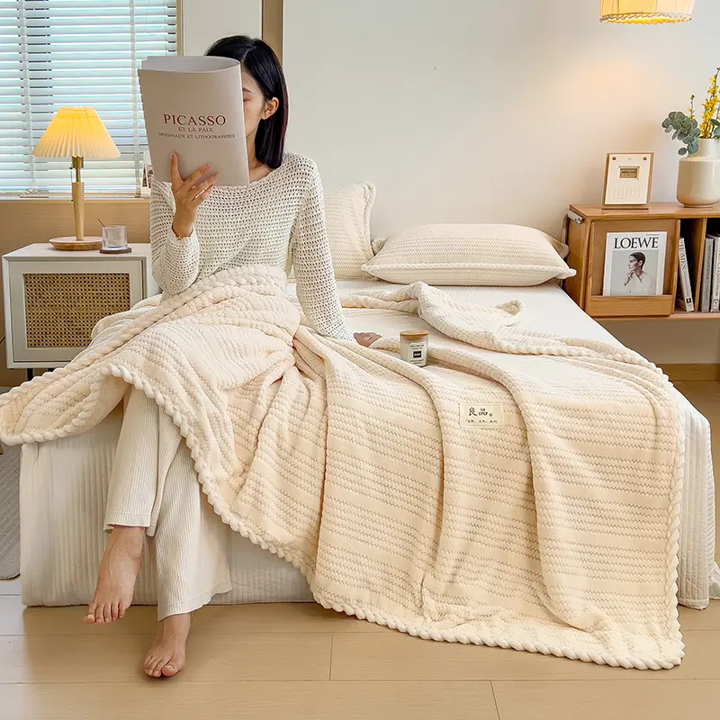 Category A Thickened Jacquard Velvet Autumn Warm Winter Blanket Soft Delicate Warmth Sofa Blankets for Thorw Comfortable Duvet