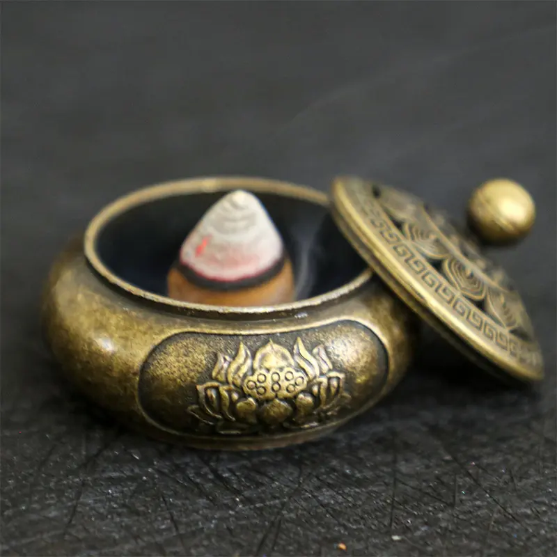 Classical Antique Lotus Flower Incense Burner Buddhism Holder Brass Mini Sandalwood Censer Incense Metal Craft Home Decoration