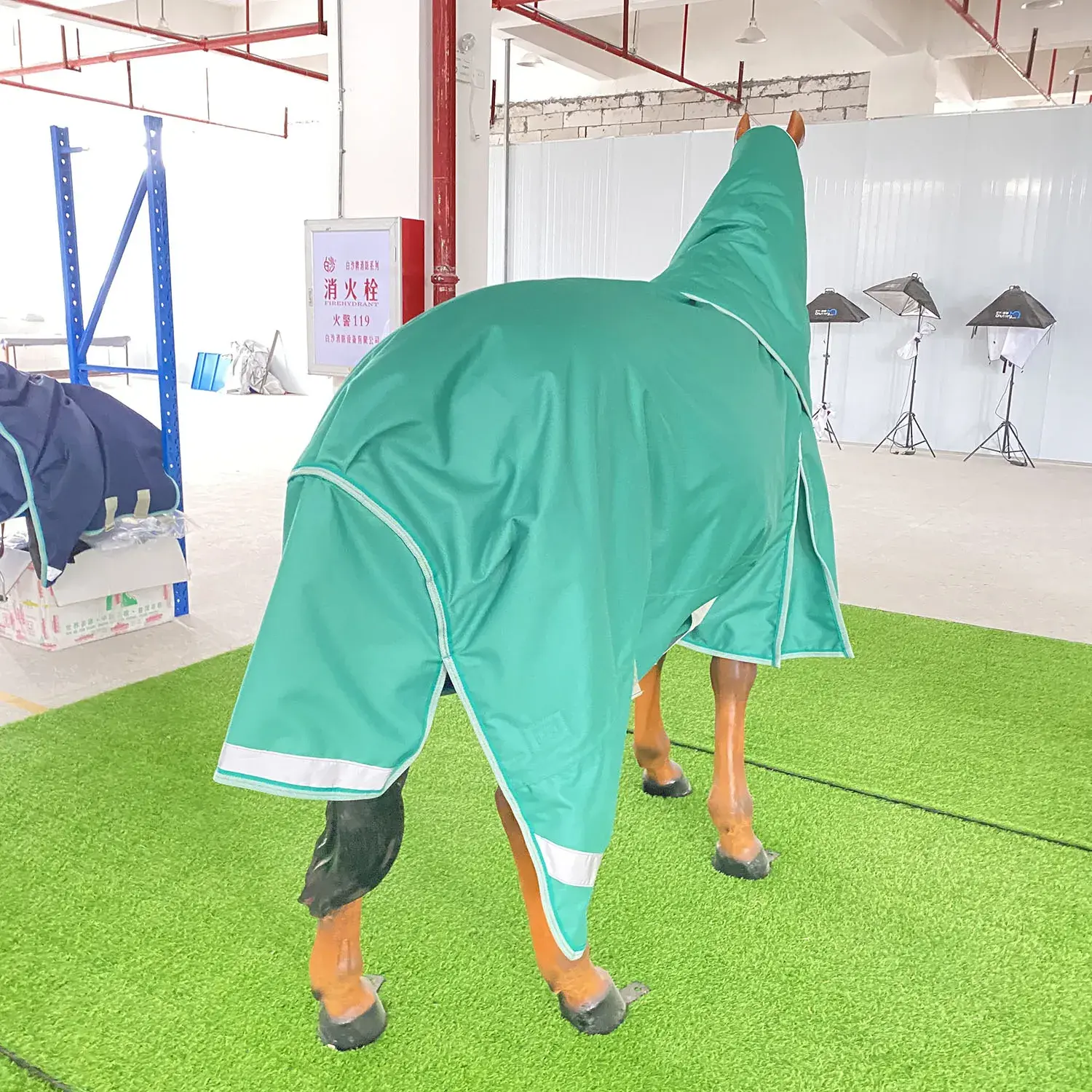Fanfaree pet supplies outdoor moving waterproof high quality ripstop horse travel rug with 200g cotton filled