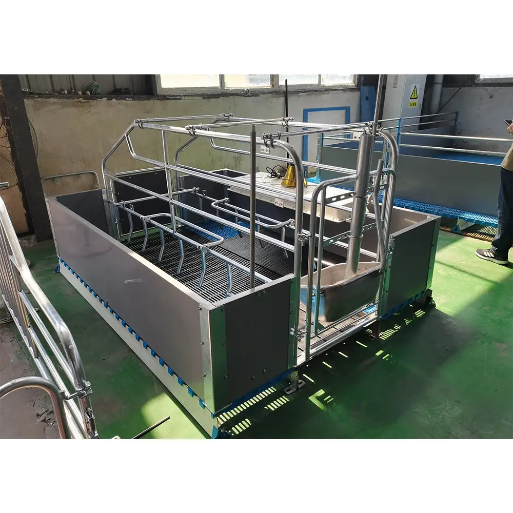 2024 New style  animal cages used in pig farm farrowing crates /pen maternity cage for sow