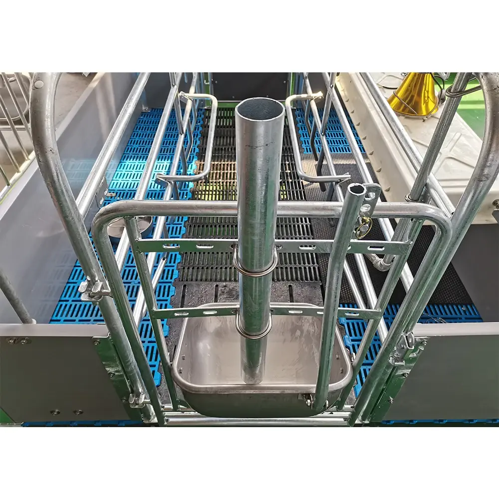 2024 New style  animal cages used in pig farm farrowing crates /pen maternity cage for sow
