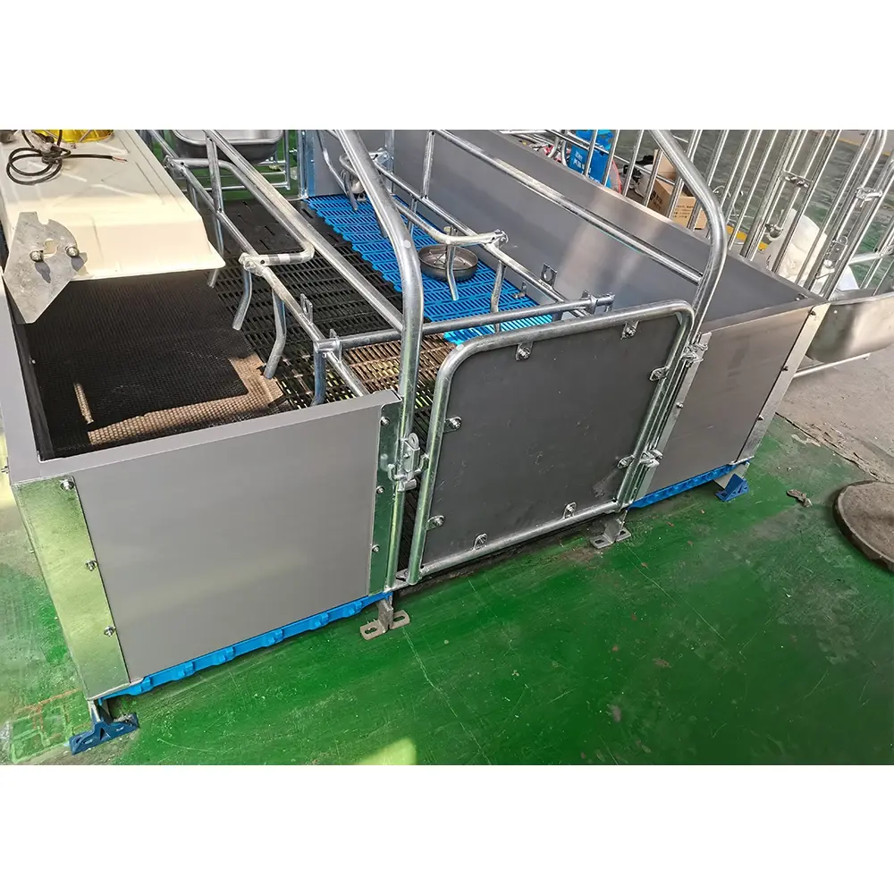 2024 New style  animal cages used in pig farm farrowing crates /pen maternity cage for sow