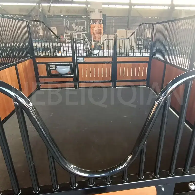 High Grade Security Farm Fence Equipment Roof Metal Steel Horse Stable Bamboo Powder Coating Horse Stalls Stable Front Panels