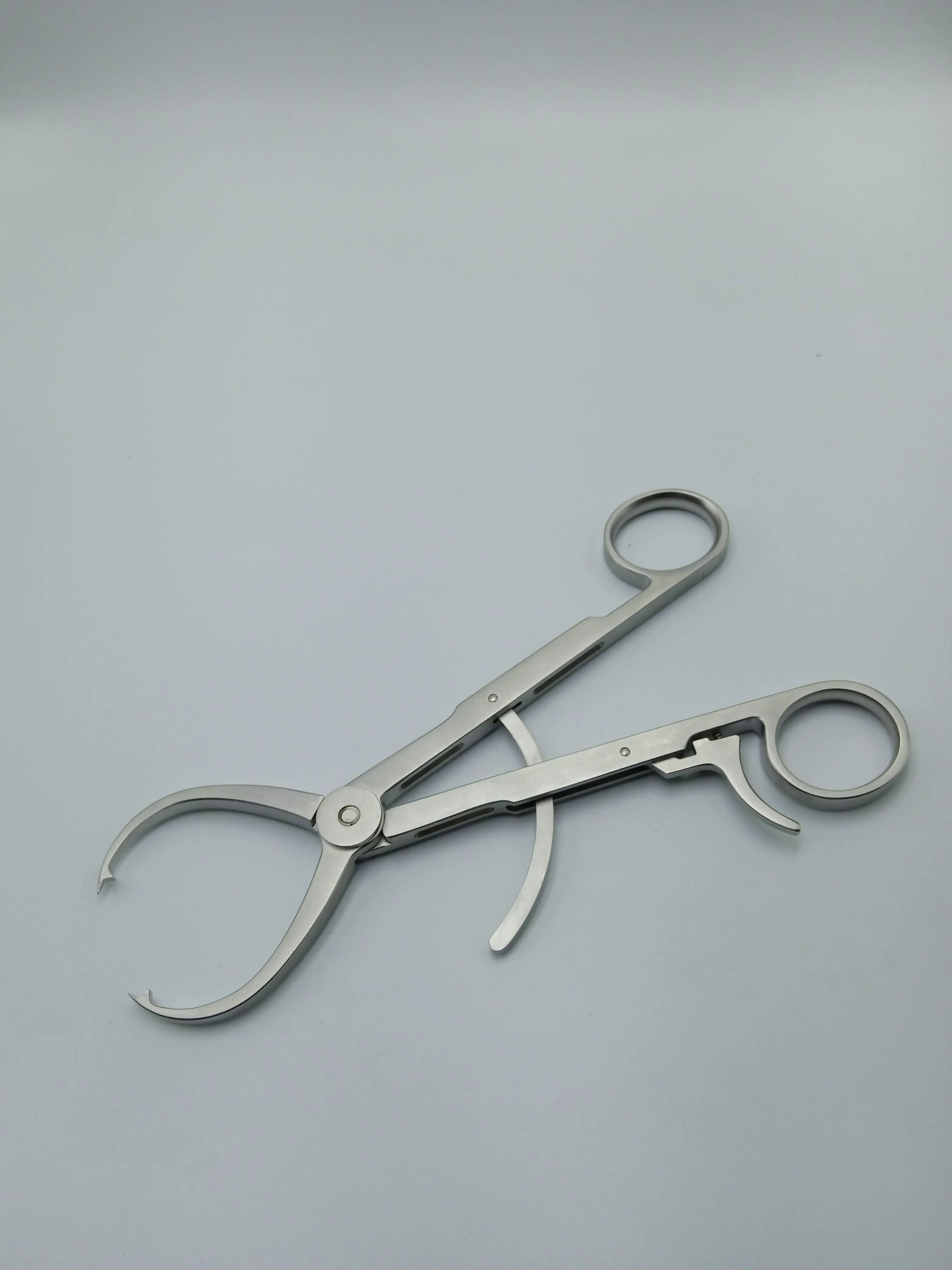 Veterinary Orthopedic Surgical Instruments Products High Quality Hospital Equipment Animal Reduction Forceps Limit