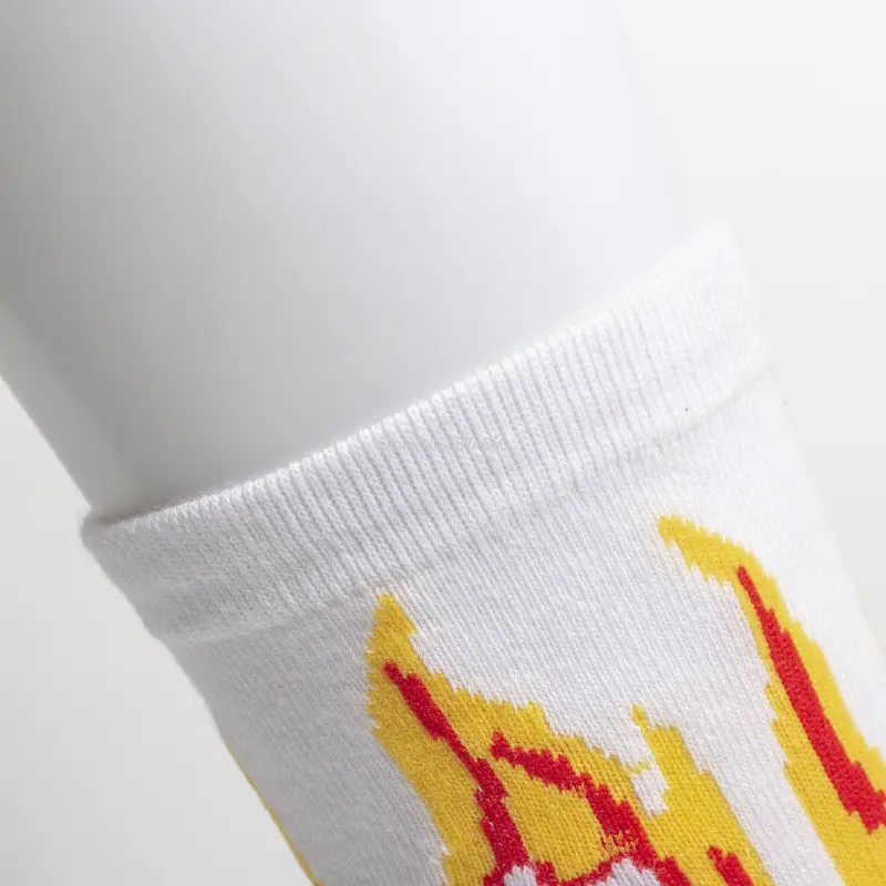 1 Pairs Men Fashion Hip Hop Hit Color on Fire Crew Socks Red Flame Blaze Power Torch Hot Warmth Street Skateboard Cotton Socks
