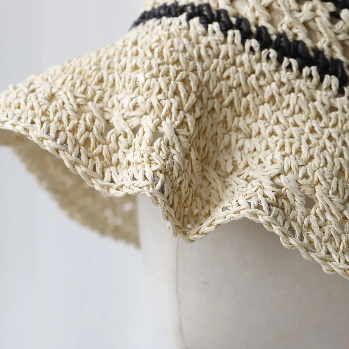 2024 Womens Straw Hats crochet hat bucket hat UV Protection Sun Visor stripe Fisherman's Visors Ladies hat Women Summer hat Cap