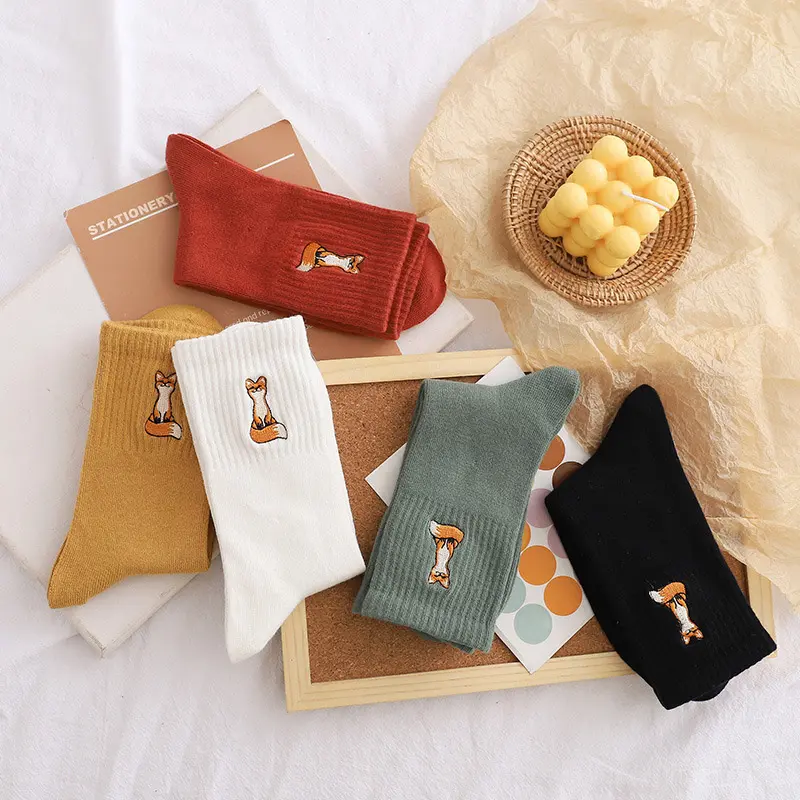 Winter Women Socks Solid Color Cute Cartoon Fox Embroidery Soft Cotton Middle Tube Socks for Ladies Girls Warm Floor Socks