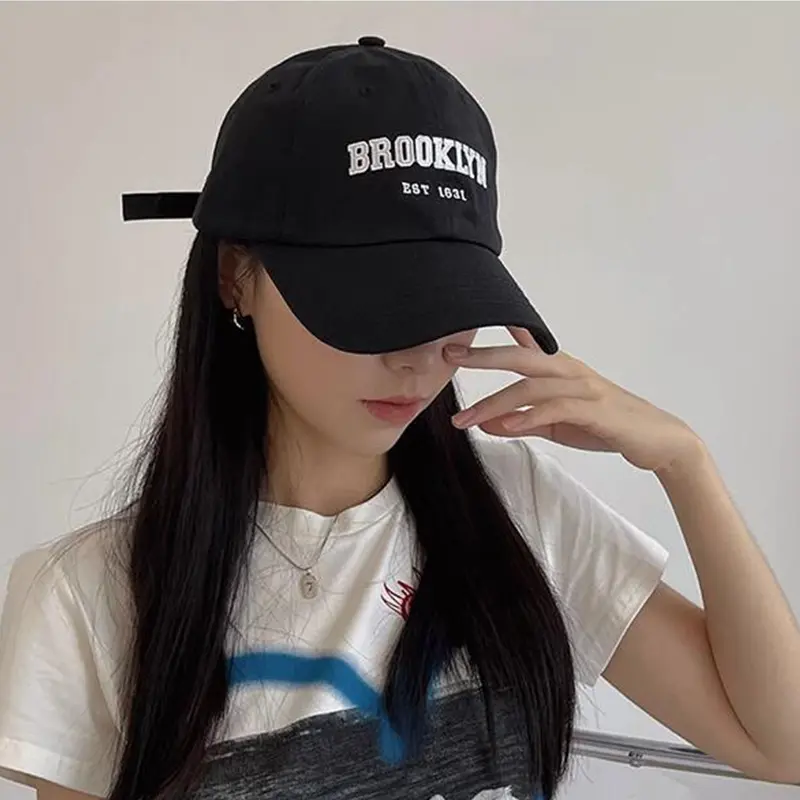 Retro Embroidery Letter Baseball Caps for Women Men Solid Color Adjustable Casual Peaked Hats Outdoor Sports Sunshade Hats