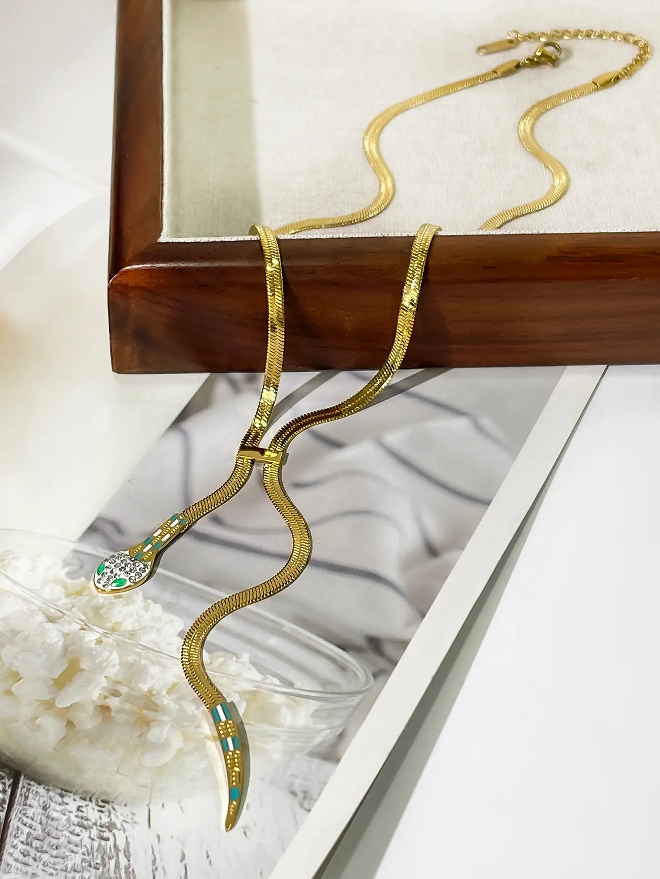 Ins Style Snake Necklace For Women Light Luxury Stainless Steel Flat Snake Bone Chain Trendy Fashionable Jewelry Accessories
