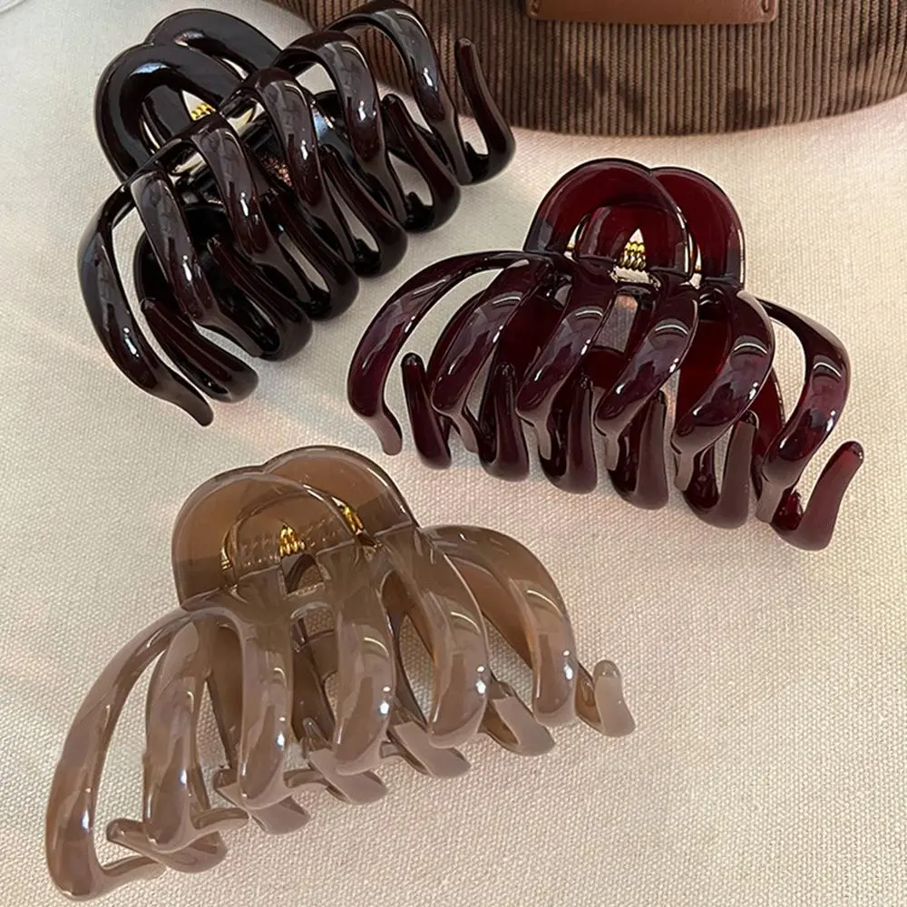 Hot Simple Hair Claw Women Solid Color Hollow Shark Claw Back Head Hair Clip Large Hair Claw Barrettes Girls Hair Accessories