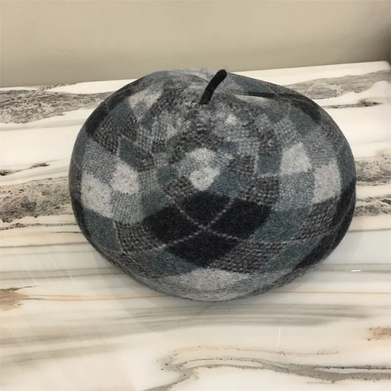 Autumn And Winter Beret Korean version Wool Bud Hat British Retro Trendy Hat Jacquard Plaid Warm Painter Hat